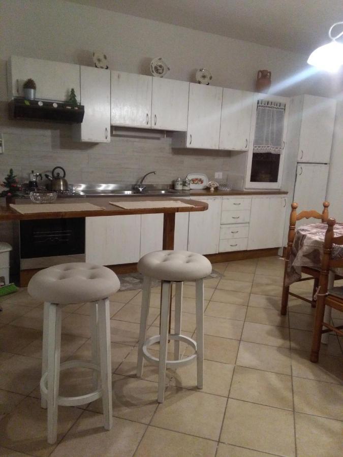הוילה מסקלי Ai Tre Archi Di Tagliaborse מראה חיצוני תמונה