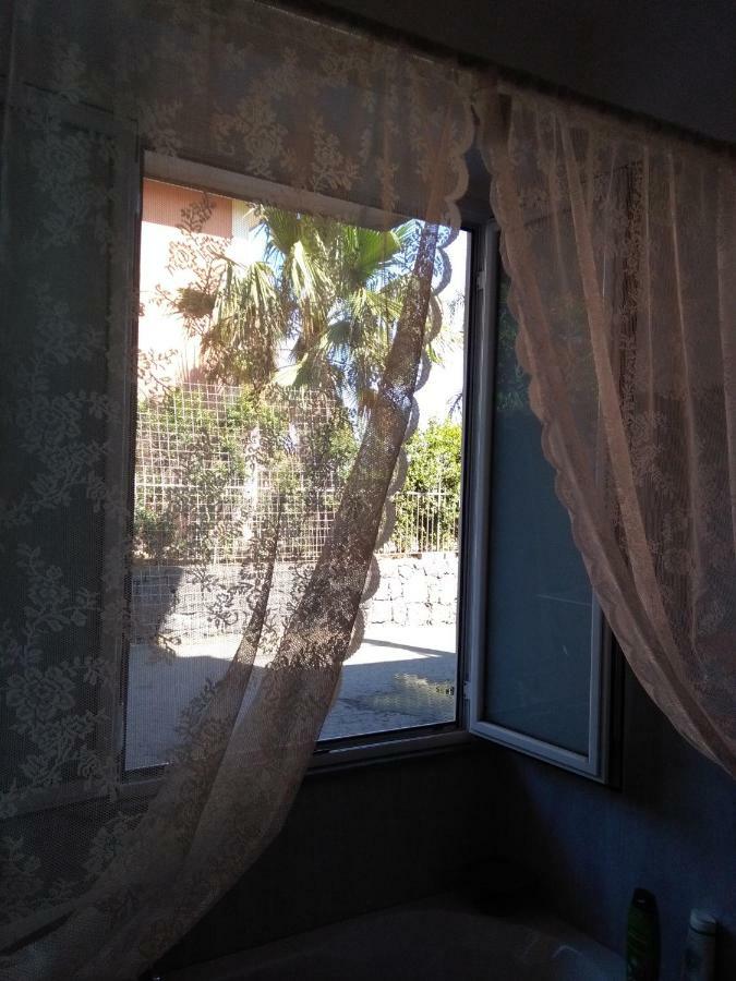 הוילה מסקלי Ai Tre Archi Di Tagliaborse מראה חיצוני תמונה